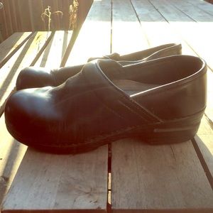 Dansko clogs size 37